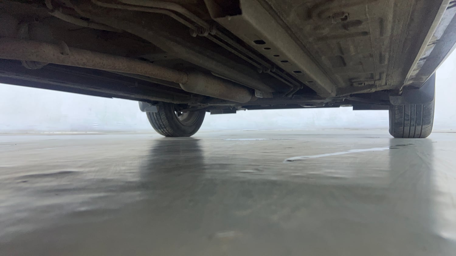Used 2021 Nissan Magnite XV Premium Turbo (O) Petrol Manual extra REAR RIGHT UNDERBODY VIEW