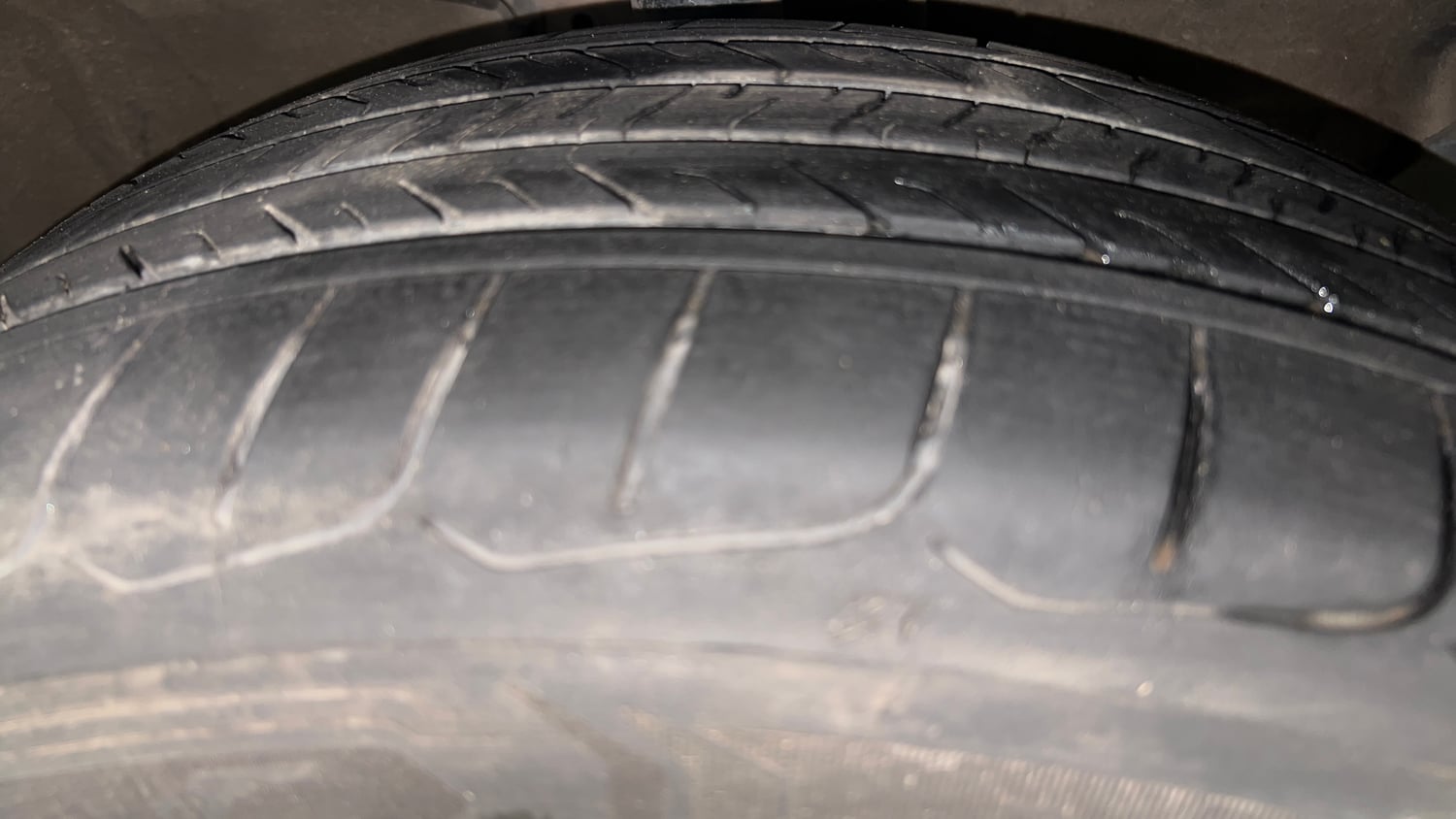 Used 2019 kia Seltos GTX Plus DCT 1.4 Petrol Automatic tyres RIGHT FRONT TYRE TREAD VIEW
