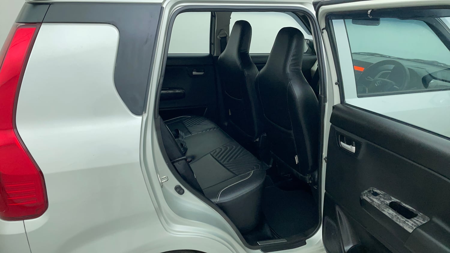 Used 2022 Maruti Suzuki Wagon R VXi (O) 1.2 Petrol Manual interior RIGHT SIDE REAR DOOR CABIN VIEW