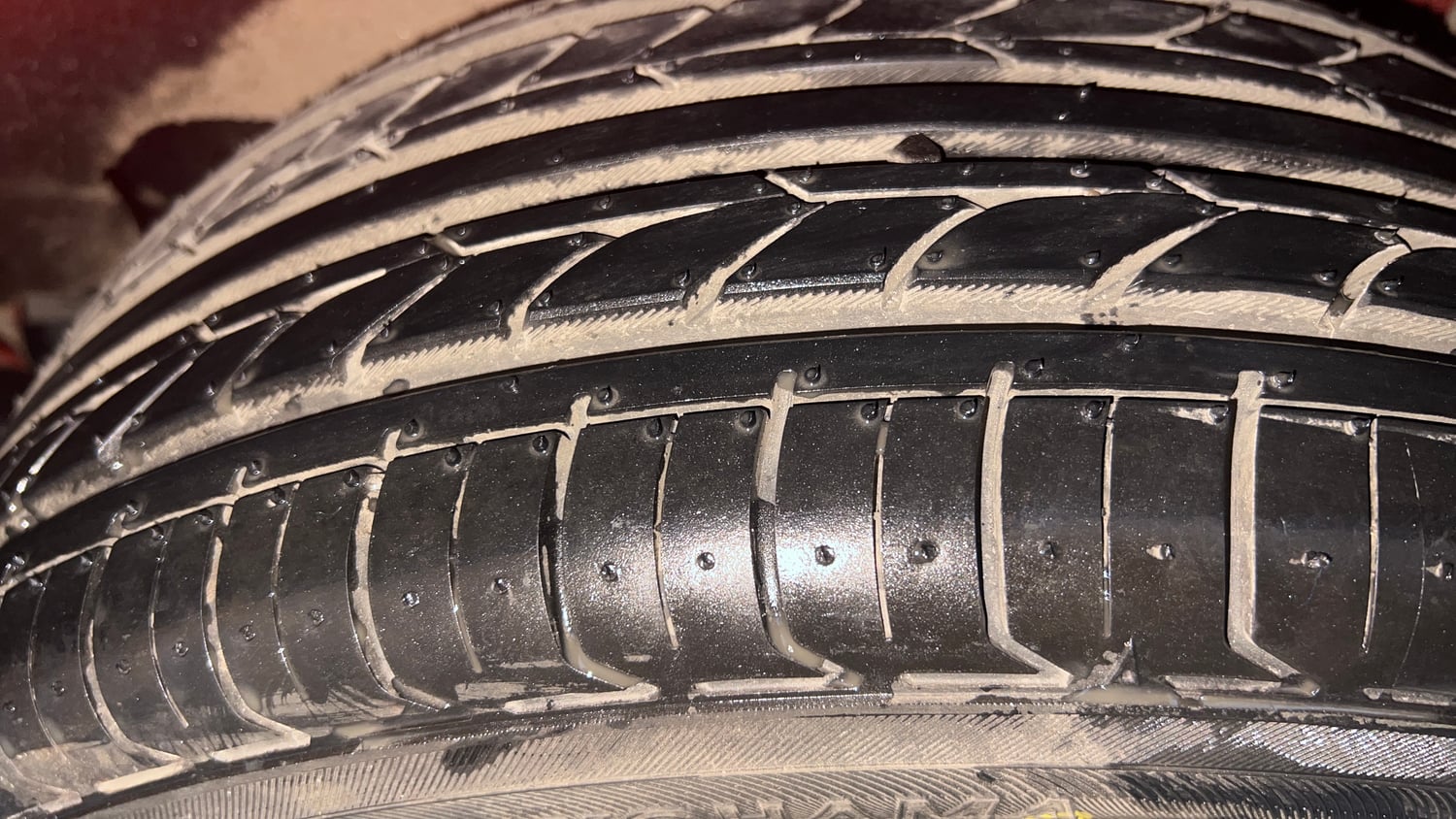 Used 2016 Maruti Suzuki Baleno Zeta 1.2 Petrol Manual tyres LEFT REAR TYRE TREAD VIEW
