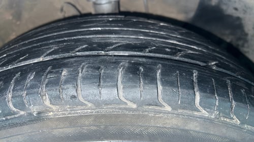 Used 2020 Hyundai Elite i20 Sportz Plus 1.2 Petrol Manual tyres RIGHT FRONT TYRE TREAD VIEW