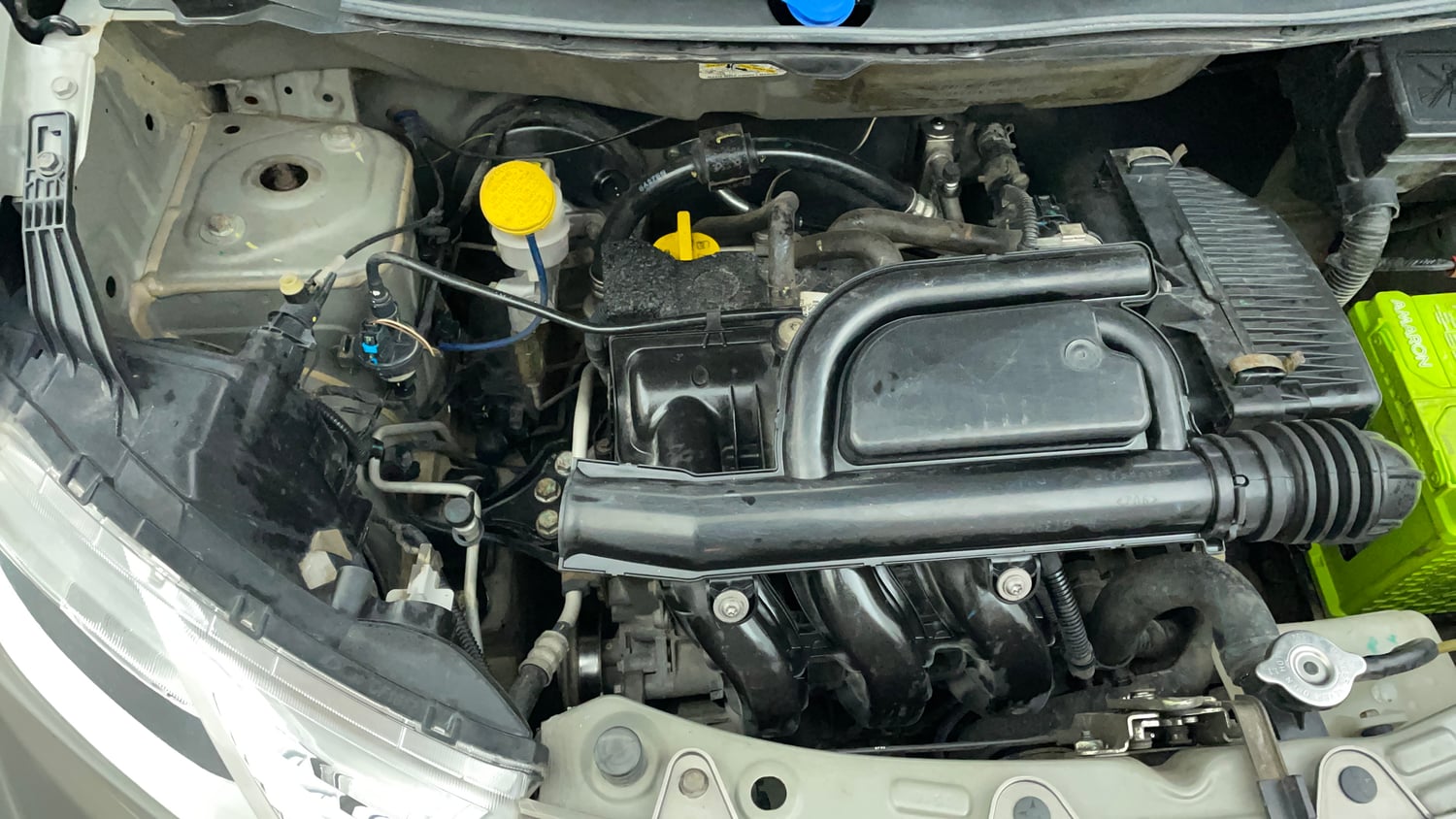 Used 2016 Datsun Redi-GO T (O) Petrol Manual engine ENGINE RIGHT SIDE VIEW