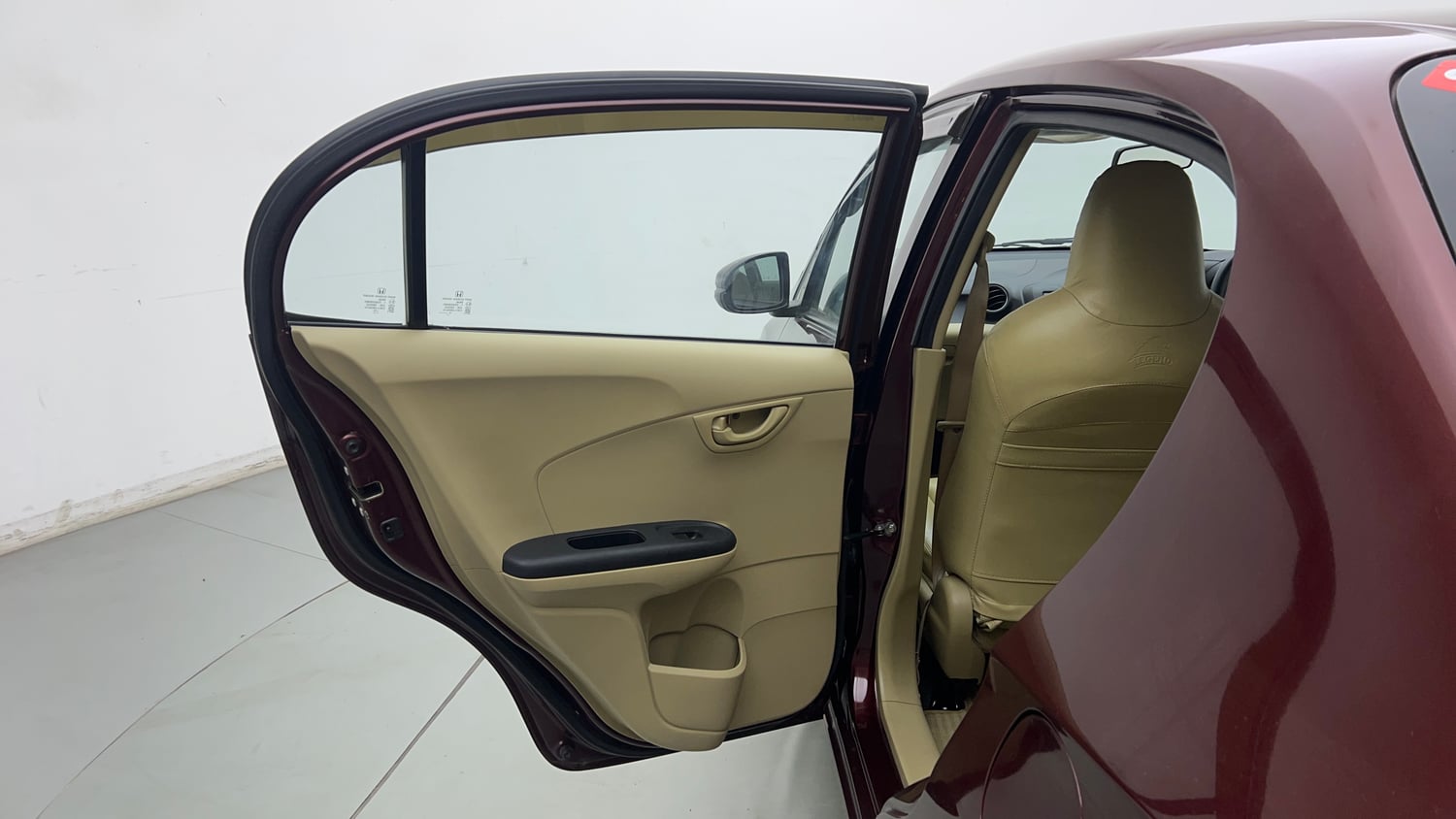 Used 2015 Honda Amaze 1.2 SX i-VTEC Petrol Manual interior LEFT REAR DOOR OPEN VIEW
