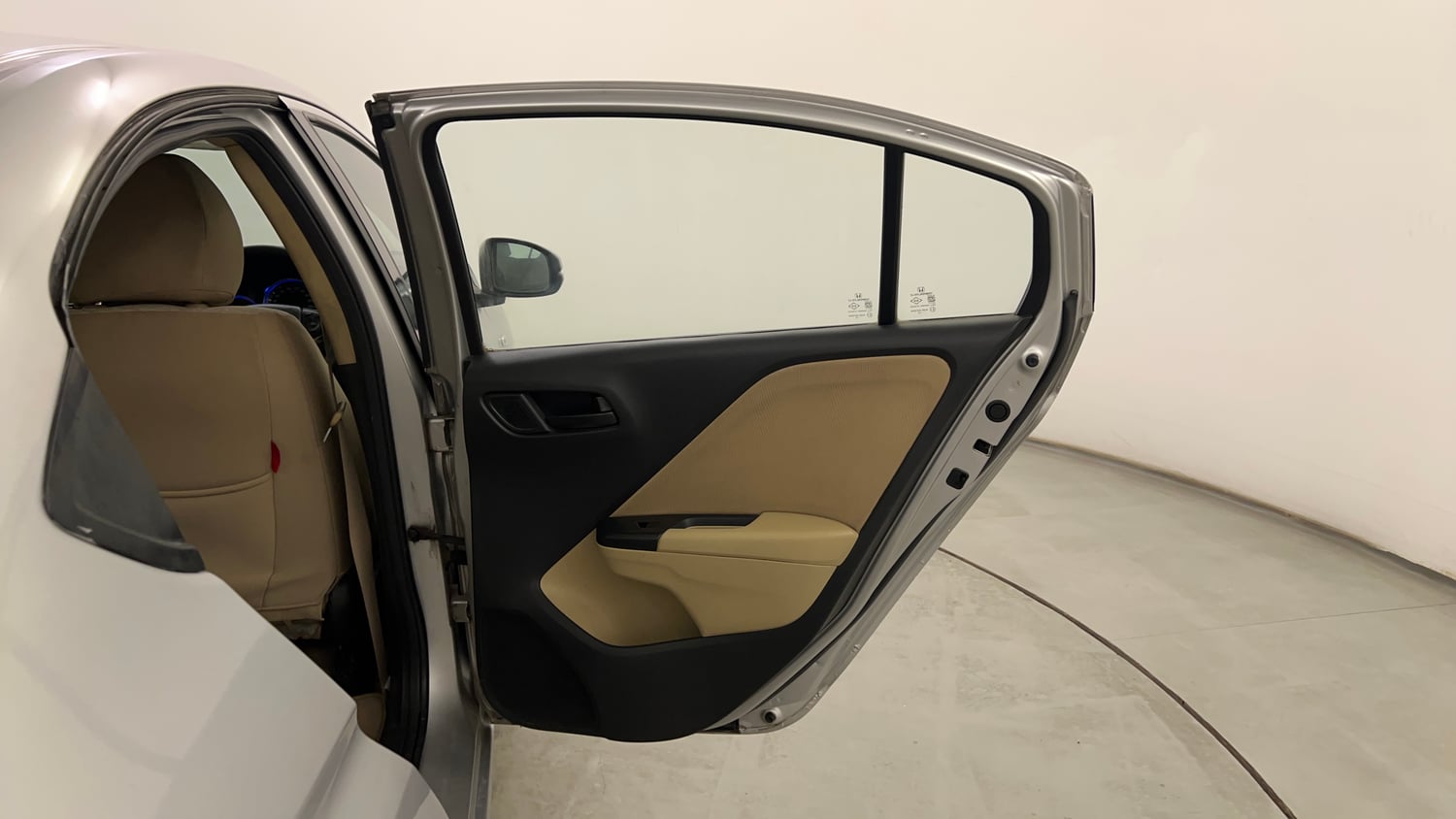 Used 2014 Honda City SV Petrol Manual interior RIGHT REAR DOOR OPEN VIEW