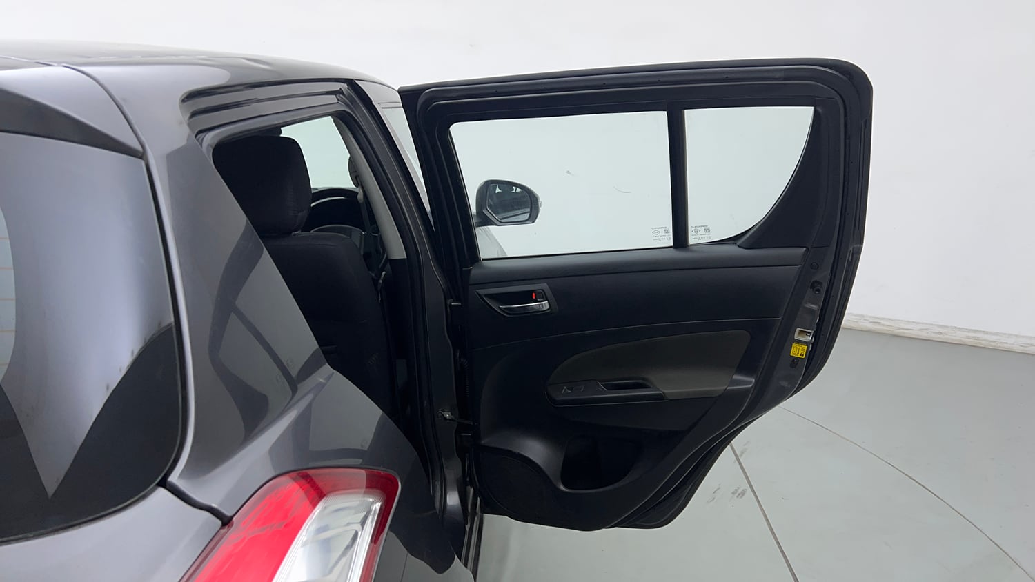 Used 2015 Maruti Suzuki Swift ZXi Petrol Manual interior RIGHT REAR DOOR OPEN VIEW
