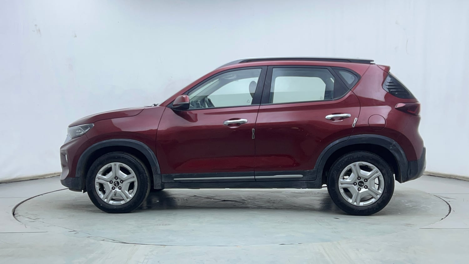 Used 2021 Kia Sonet HTX 1.5 Diesel Manual exterior LEFT SIDE VIEW