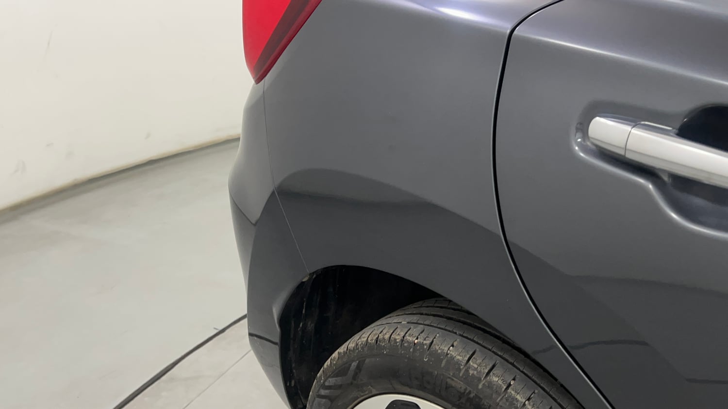 Used 2023 Maruti Suzuki Baleno Alpha AGS Petrol Automatic dents MINOR SCRATCH
