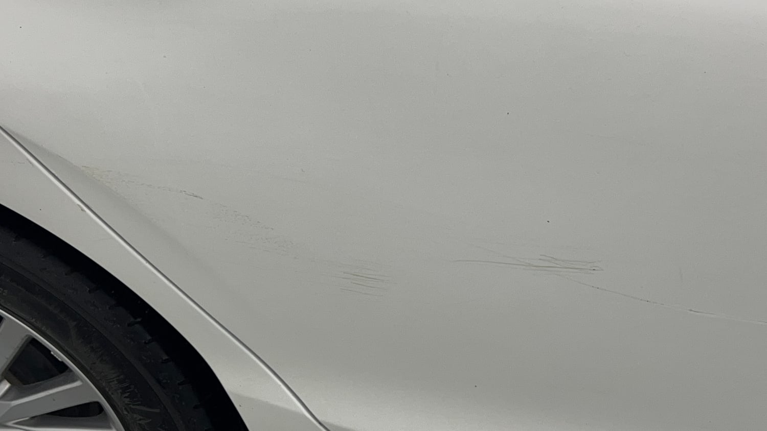 Used 2022 Honda City V Petrol Petrol Manual dents MINOR DENT