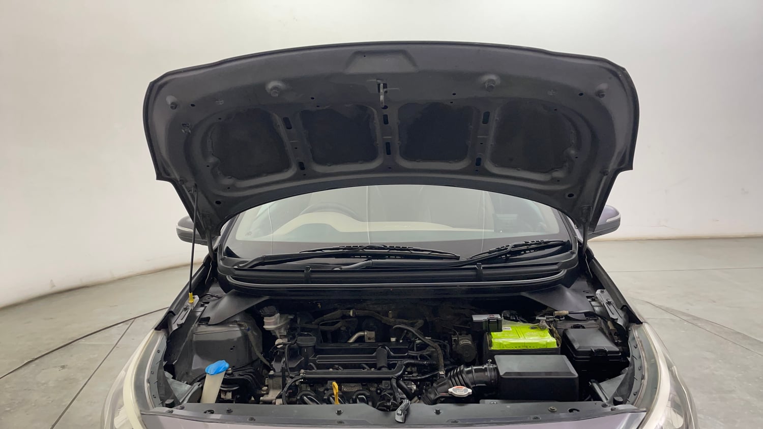 Used 2017 Hyundai Elite i20 Sportz 1.2 Petrol Manual engine ENGINE & BONNET OPEN FRONT VIEW