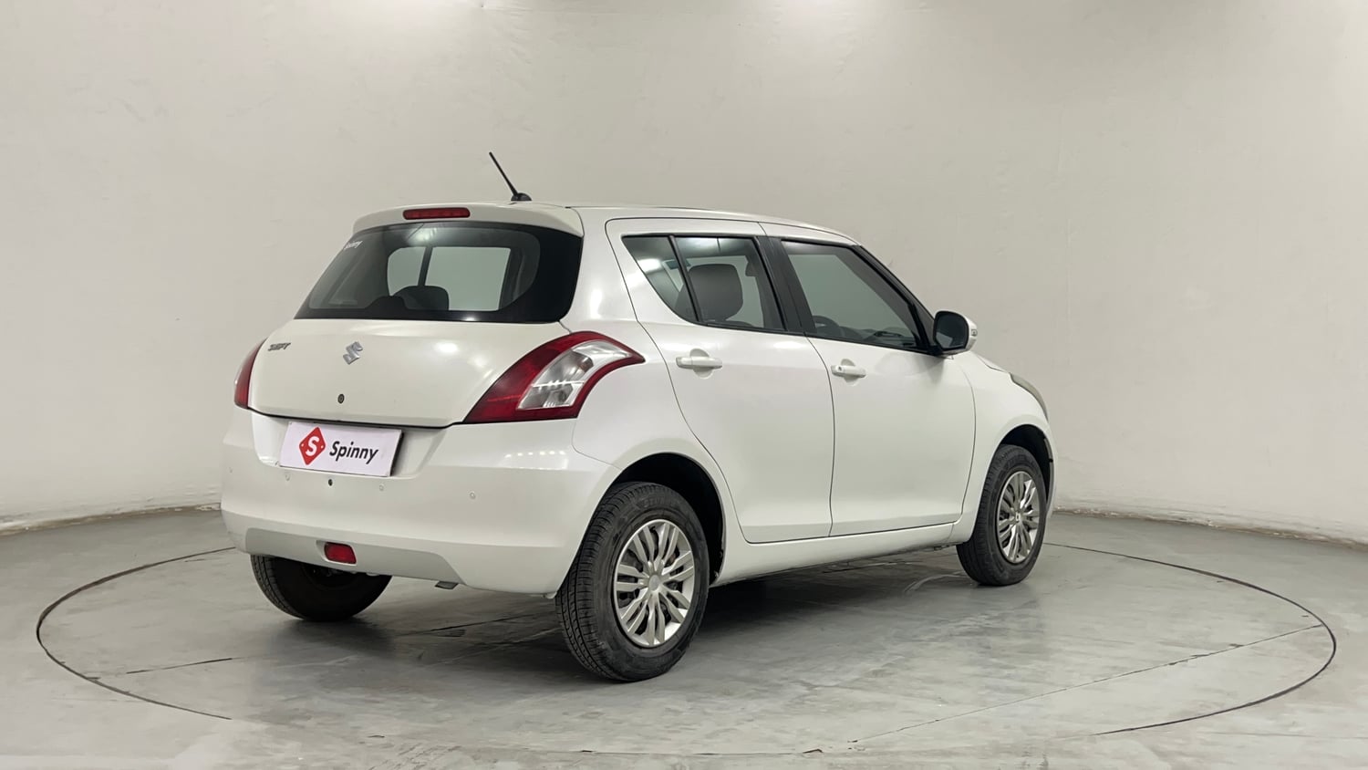 Used 2014 Maruti Suzuki Swift VXi Petrol Manual exterior RIGHT REAR CORNER VIEW