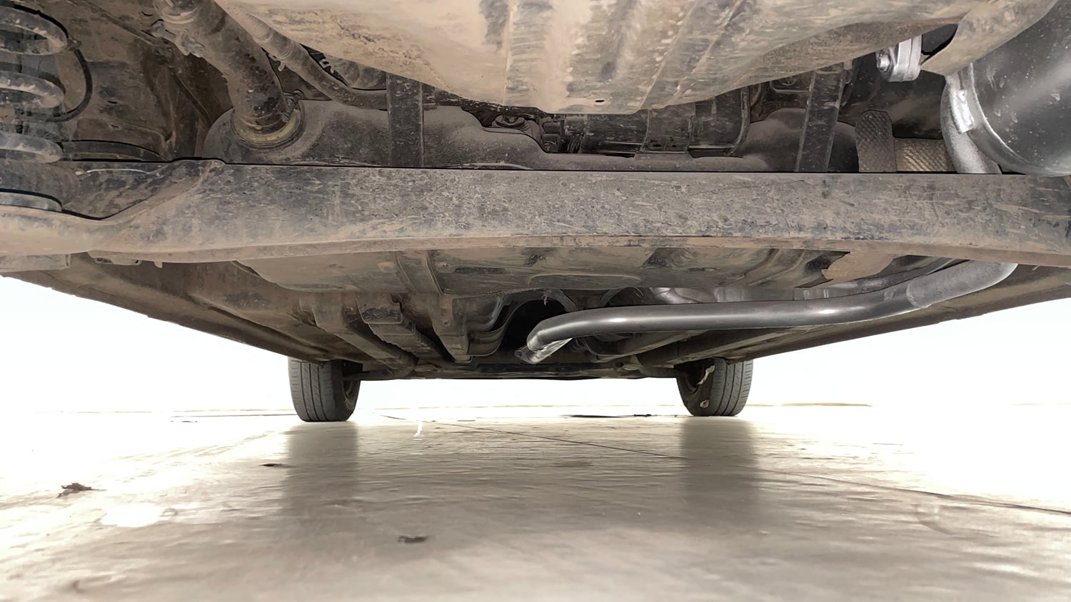 Used 2017 Hyundai Elite i20 Sportz 1.2 Petrol Manual extra REAR UNDERBODY VIEW (TAKEN FROM REAR)