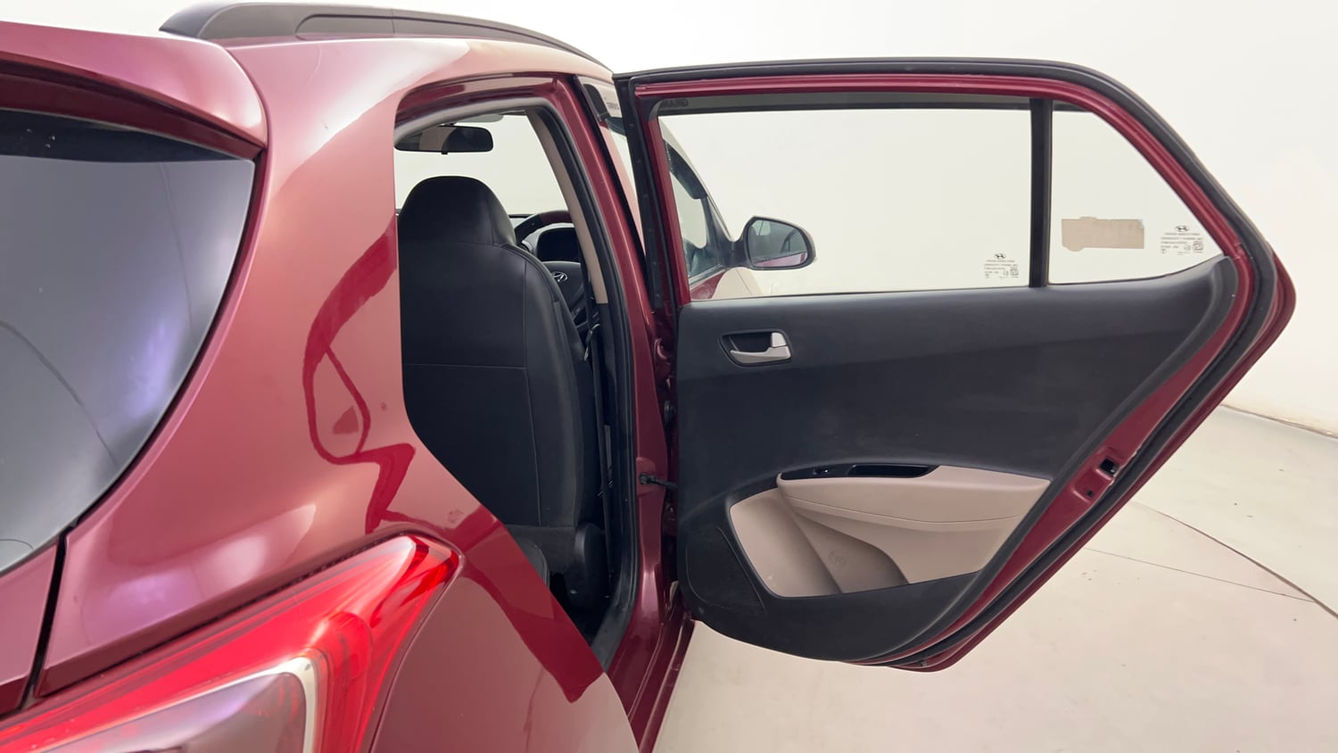 Used 2015 Hyundai Grand i10 Asta 1.1 CRDi (O) Diesel Manual interior RIGHT REAR DOOR OPEN VIEW
