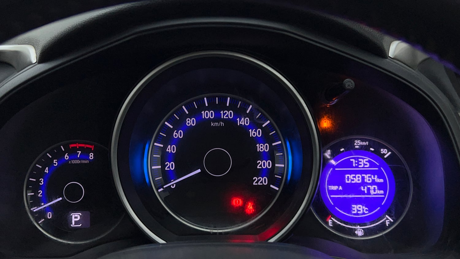 Used 2018 Honda Jazz V CVT Petrol Petrol Automatic interior CLUSTERMETER VIEW