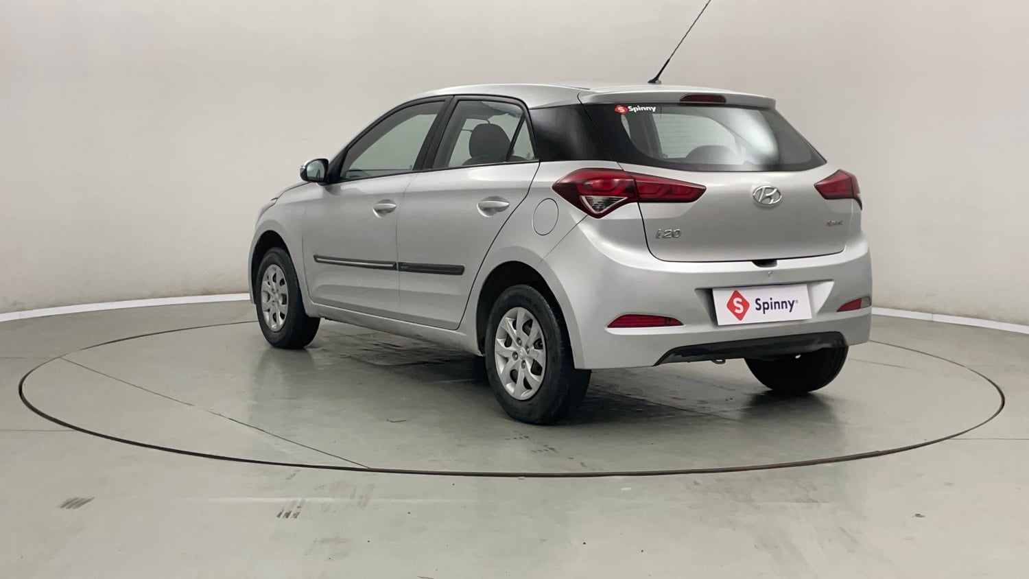 Used 2017 Hyundai Elite i20 Sportz 1.2 Petrol Manual exterior LEFT REAR CORNER VIEW
