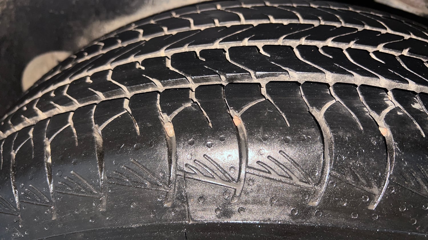 Used 2021 Hyundai Creta SX (O) 1.5 Diesel Automatic Diesel Automatic tyres LEFT REAR TYRE TREAD VIEW