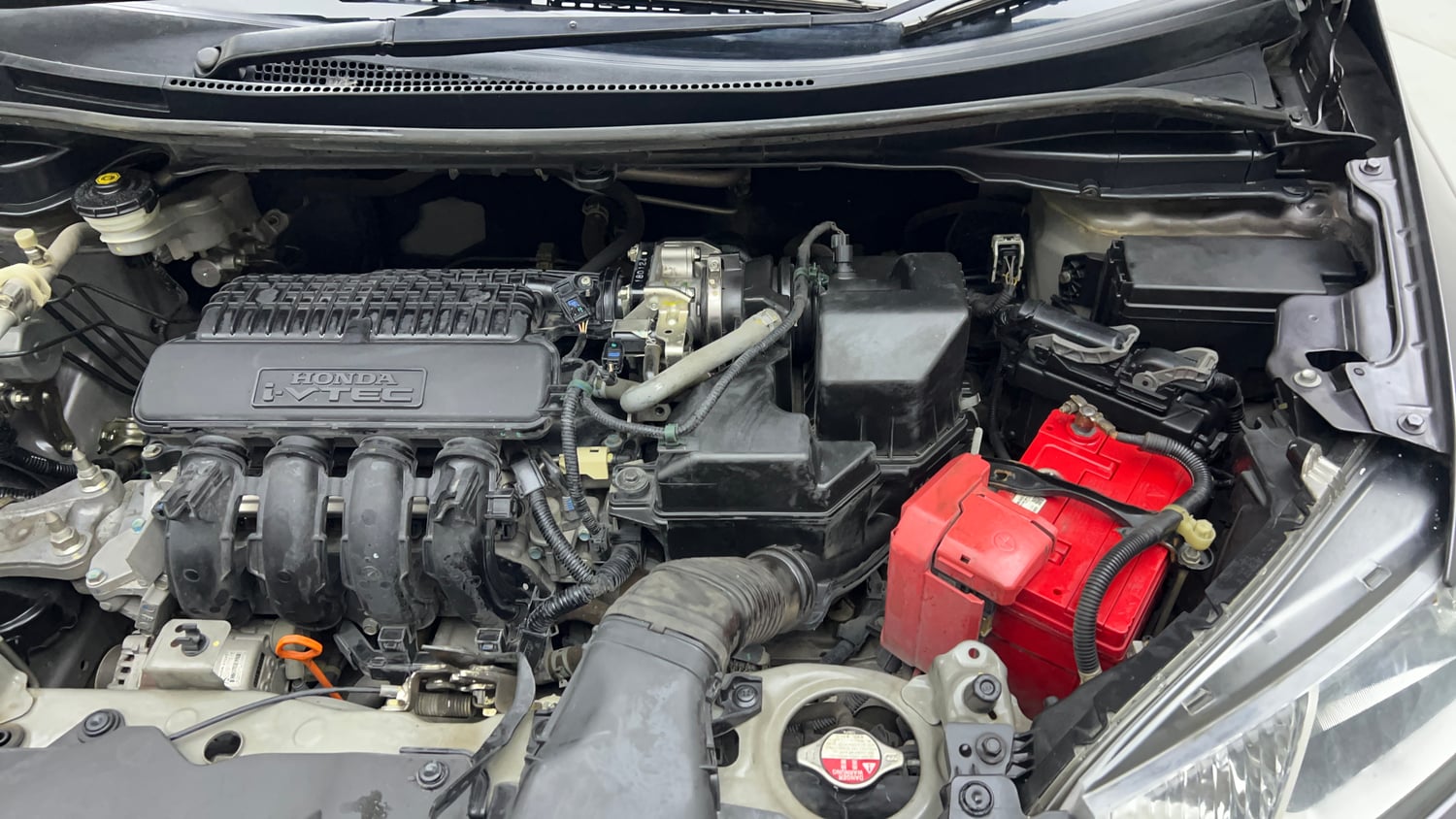 Used 2018 Honda Jazz V CVT Petrol Petrol Automatic engine ENGINE LEFT SIDE VIEW