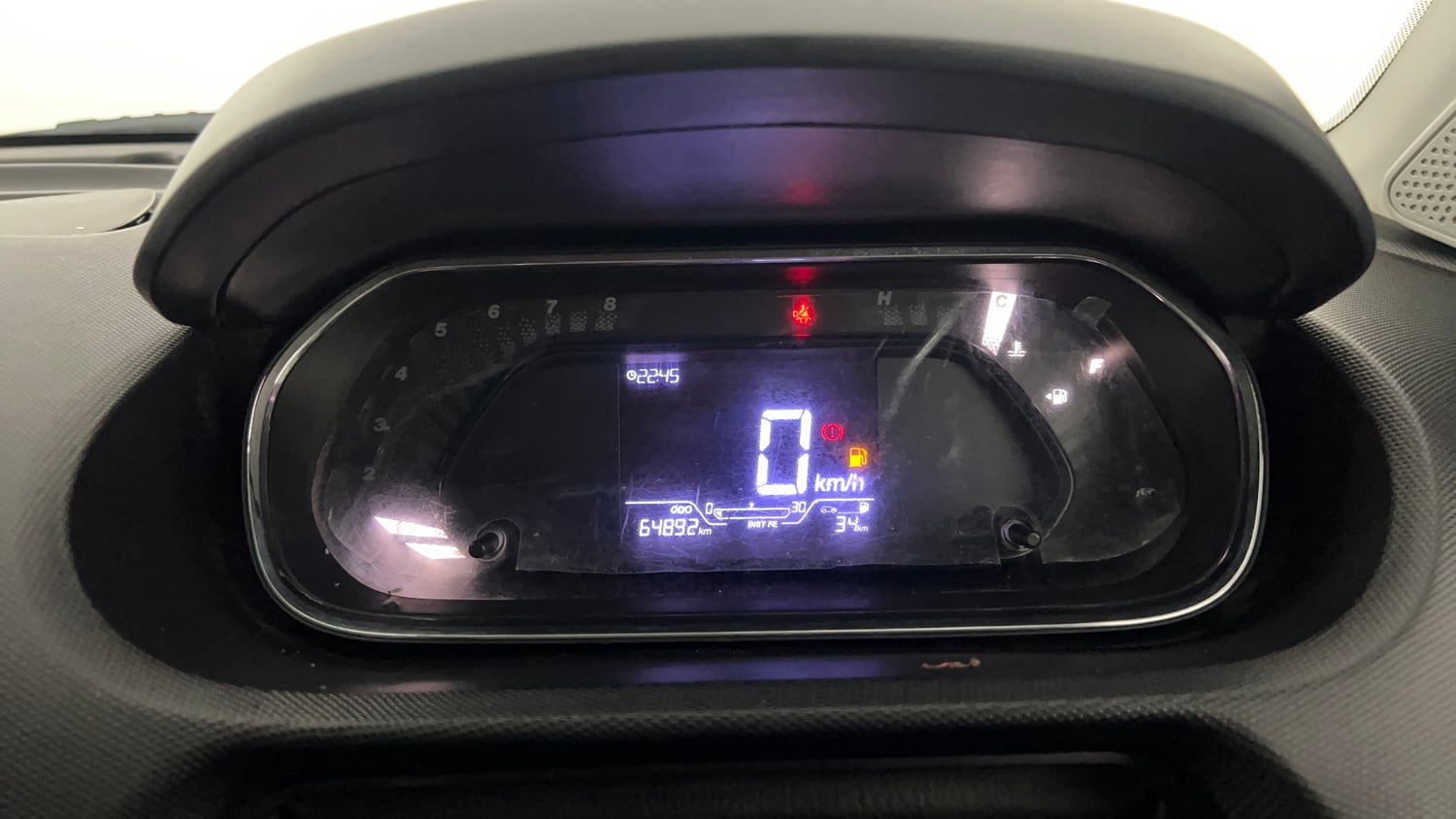 Used 2021 Tata Tiago XT Petrol Manual interior CLUSTERMETER VIEW