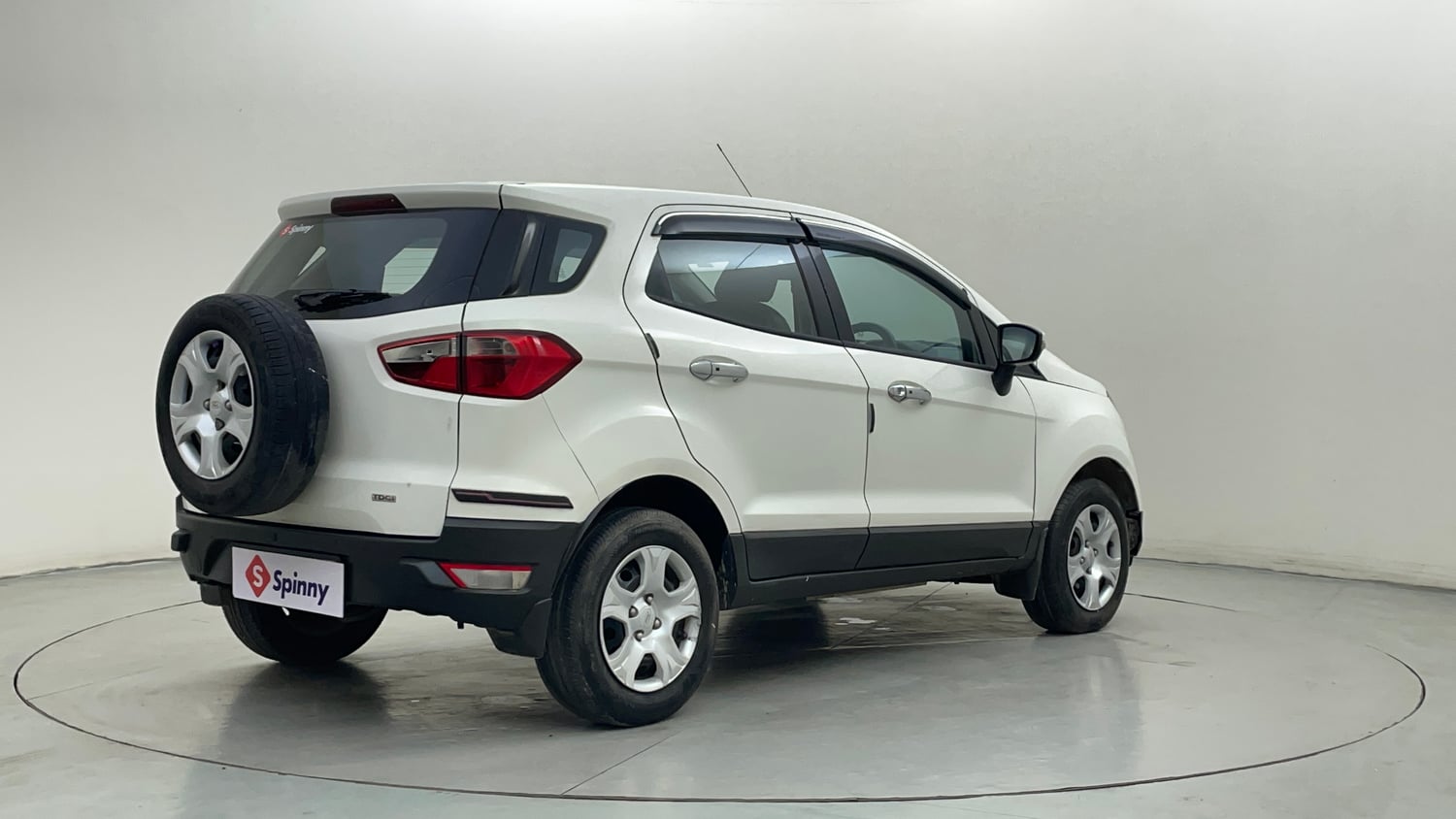 Used 2014 Ford EcoSport Trend 1.5 TDCi Diesel Manual exterior RIGHT REAR CORNER VIEW