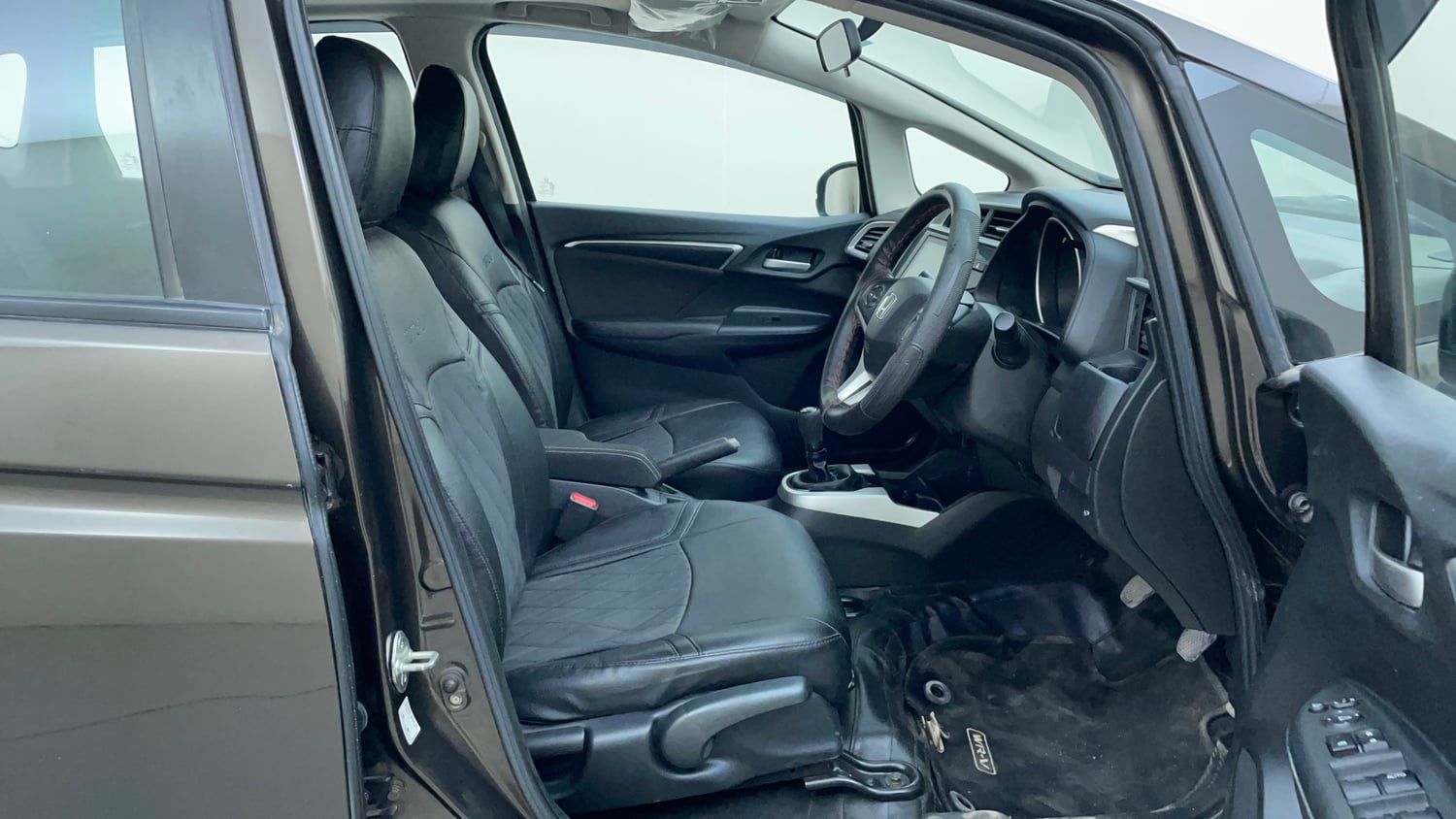 Used 2021 Honda WR-V VX MT Petrol Petrol Manual interior RIGHT SIDE FRONT DOOR CABIN VIEW