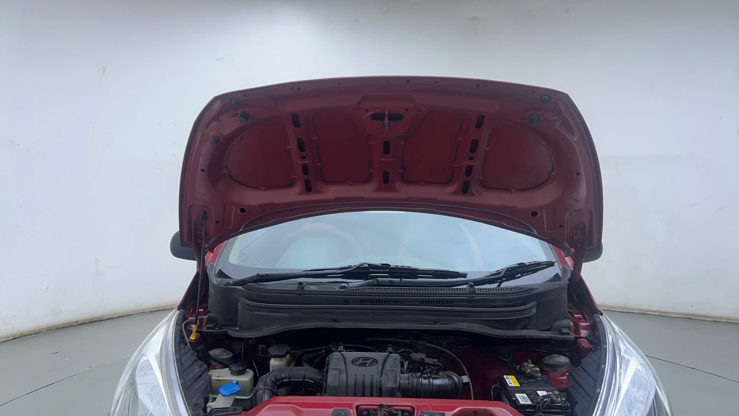 Used 2016 Hyundai Eon Magna + Petrol Manual engine ENGINE & BONNET OPEN FRONT VIEW