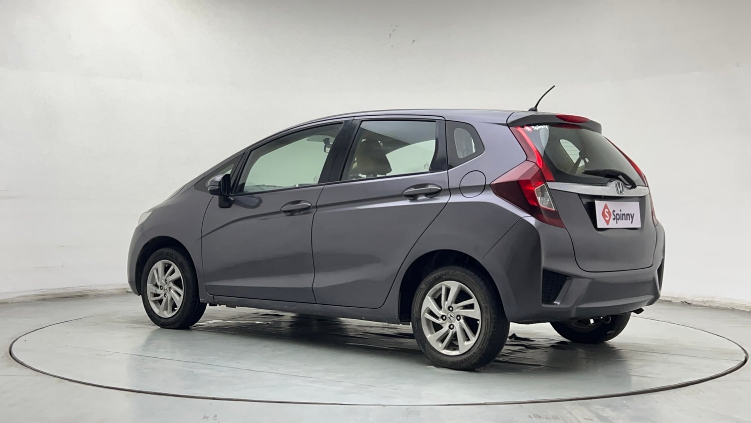 Used 2018 Honda Jazz V CVT Petrol Petrol Automatic exterior LEFT REAR CORNER VIEW