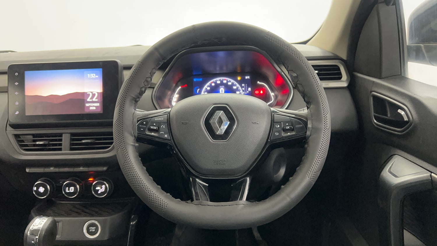 Used 2021 Renault Kiger RXZ AMT Petrol Automatic interior STEERING VIEW