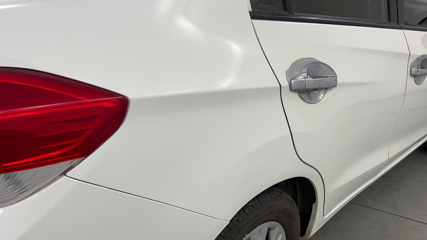 Used 2014 Honda Amaze 1.2 S i-VTEC Petrol Manual dents MINOR DENT