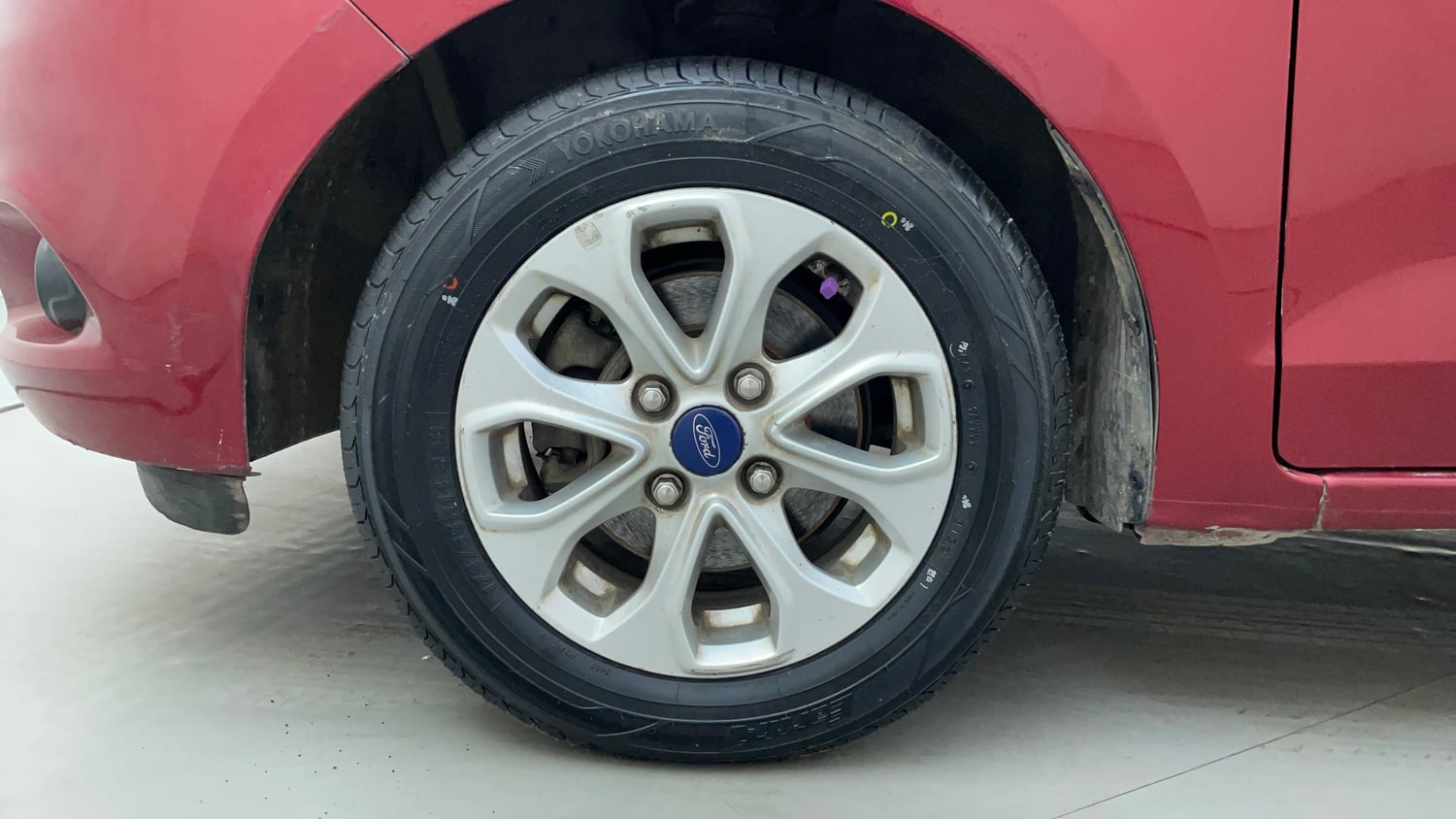 Used 2018 Ford Figo Titanium1.5 TDCi Diesel Manual tyres LEFT FRONT TYRE RIM VIEW