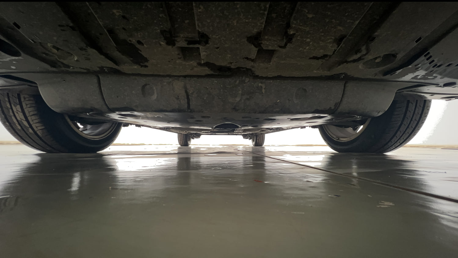 Used 2023 Honda City ZX Petrol Petrol Manual extra FRONT LEFT UNDERBODY VIEW