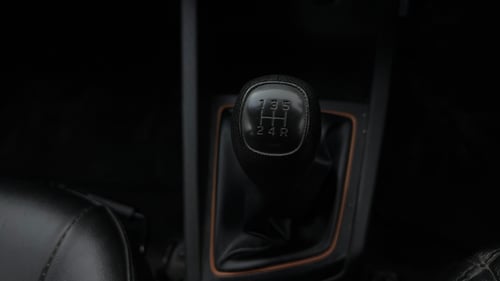 Used 2017 Hyundai Elite i20 Asta 1.2 Dual Tone Petrol Manual interior GEAR  KNOB VIEW