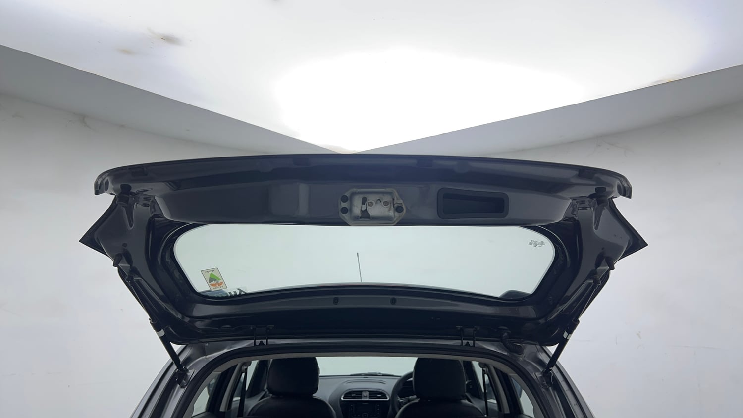 Used 2021 Tata Tiago XT Petrol Manual interior DICKY DOOR OPEN VIEW
