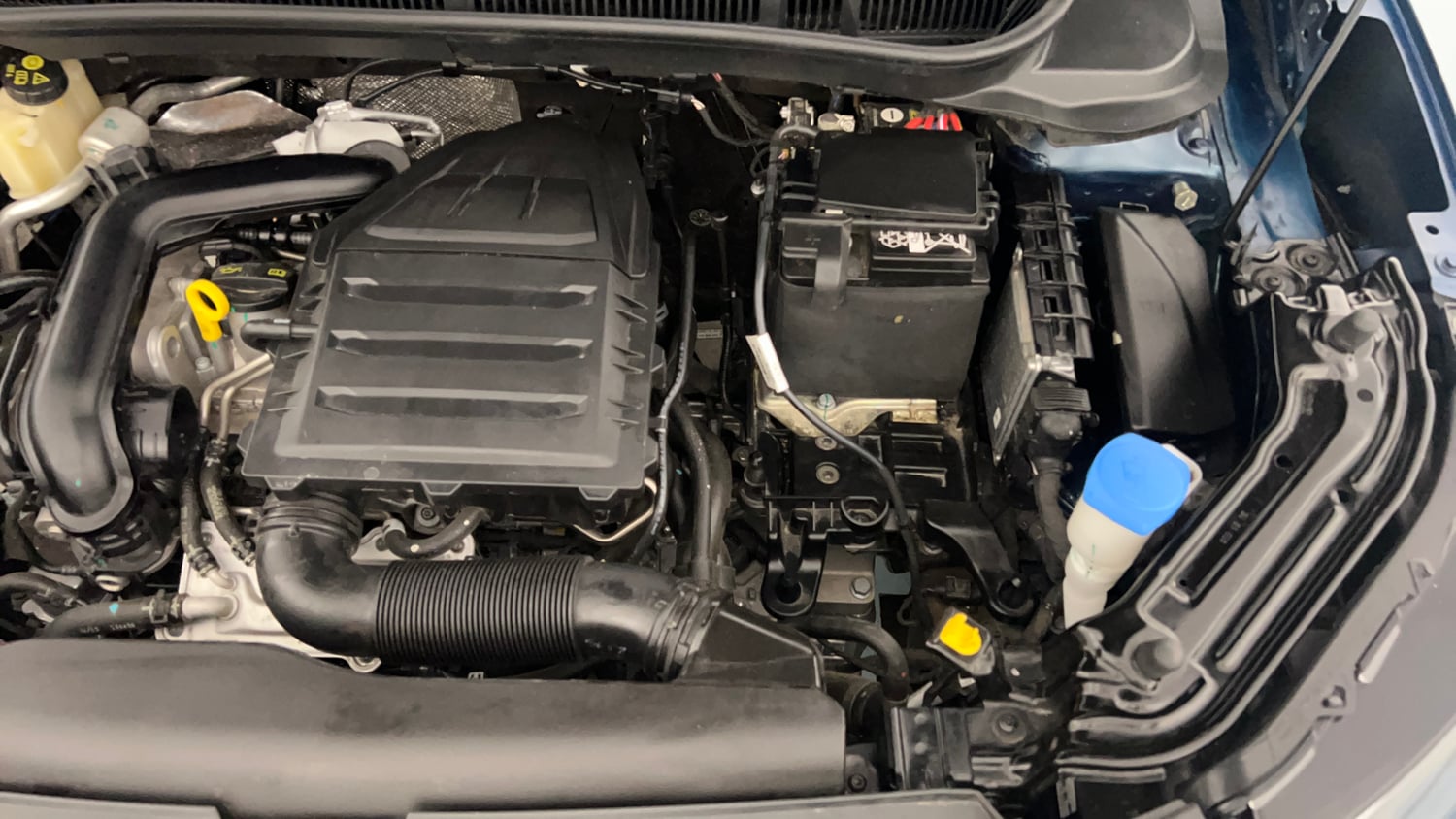 Used 2025 Skoda Kylaq Prestige AT Petrol Automatic engine ENGINE LEFT SIDE VIEW