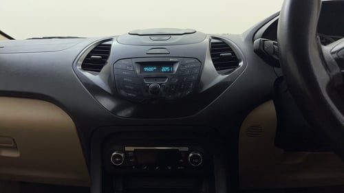 Used 2018 Ford Figo Aspire Titanium1.5 TDCi Diesel Manual interior MUSIC SYSTEM & AC CONTROL VIEW