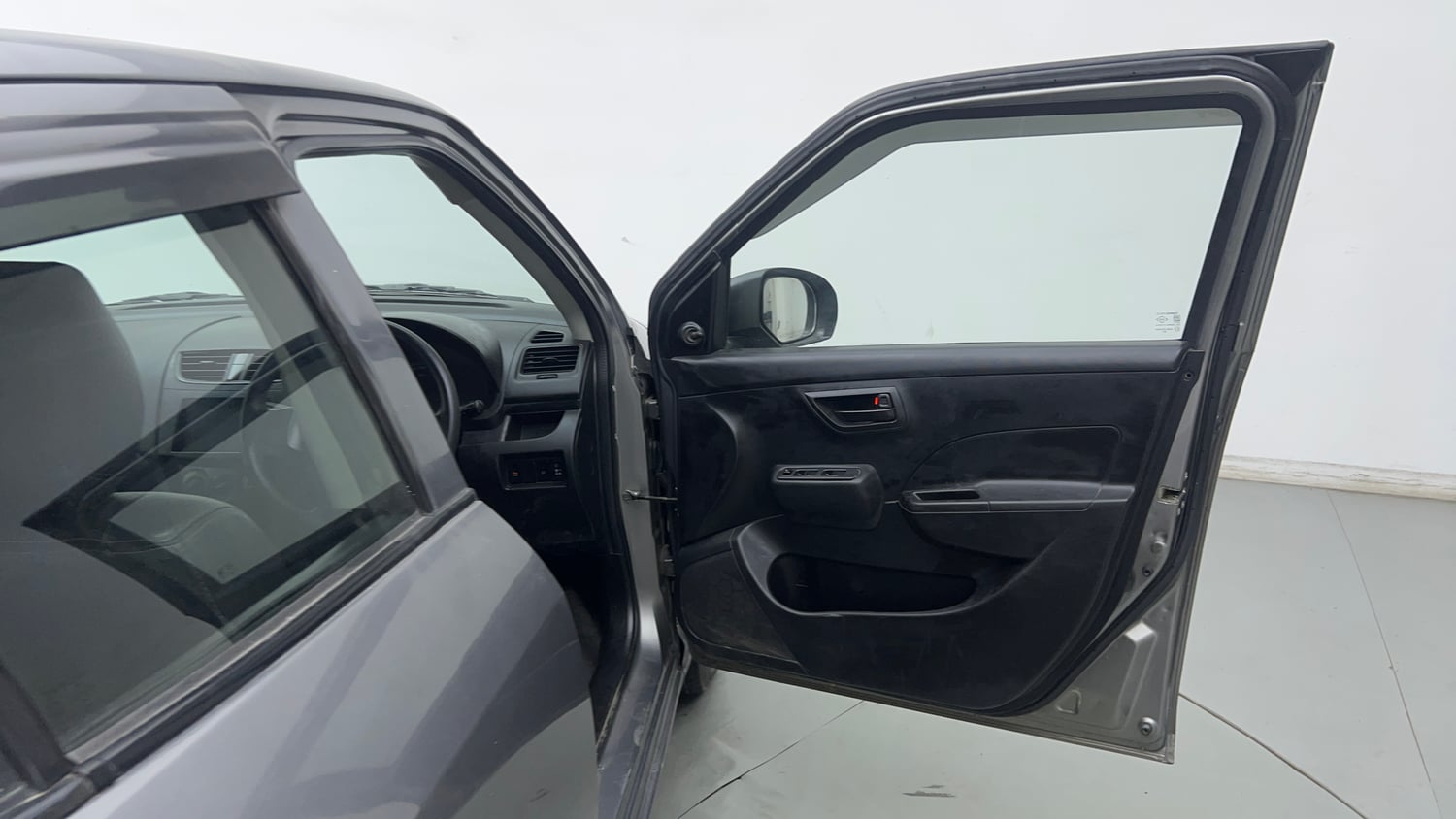 Used 2014 Maruti Suzuki Swift LXi Petrol Manual interior RIGHT FRONT DOOR OPEN VIEW