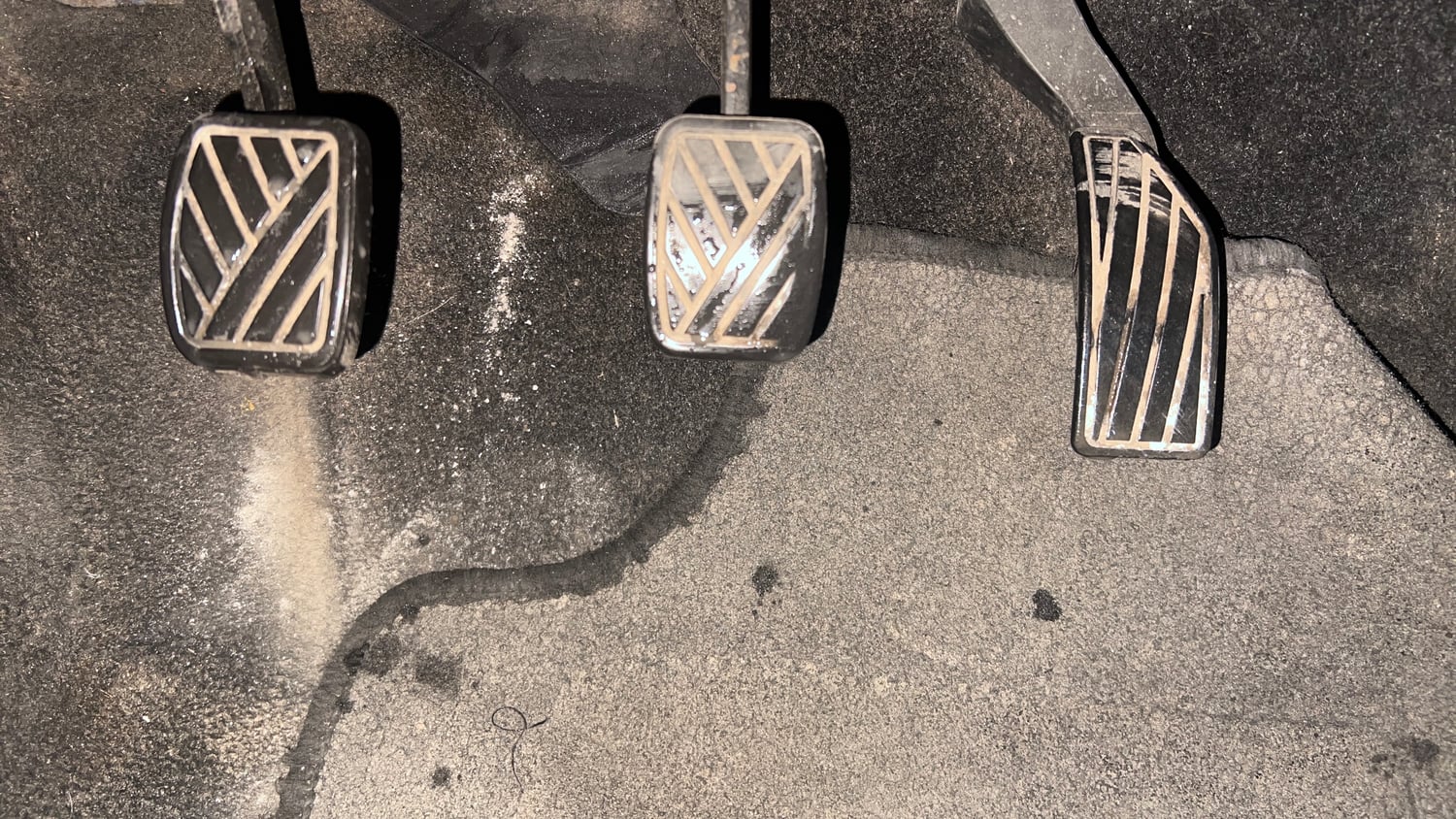 Used 2014 Maruti Suzuki Swift LXi Petrol Manual interior PEDALS VIEW