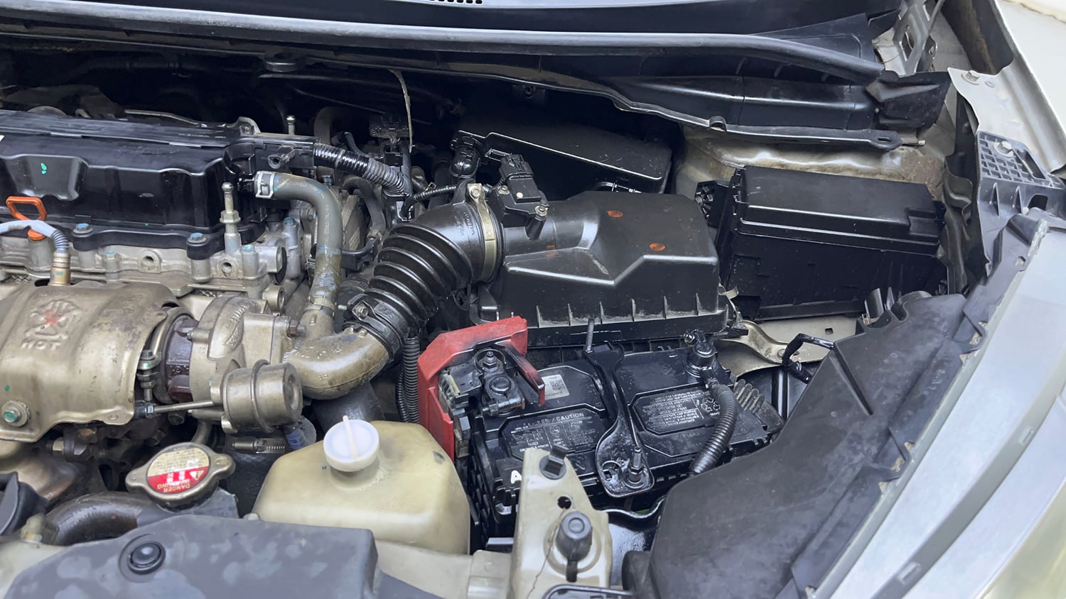 Used 2018 Honda WR-V VX MT Diesel Diesel Manual engine ENGINE LEFT SIDE VIEW