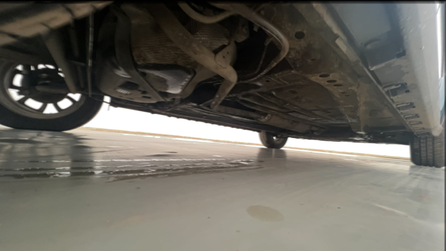 Used 2024 Maruti Suzuki Ignis Zeta 1.2 AMT Petrol Automatic extra REAR RIGHT UNDERBODY VIEW