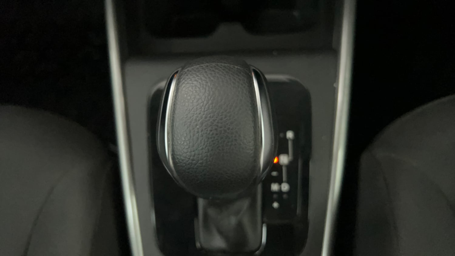 Used 2023 Maruti Suzuki Baleno Alpha AGS Petrol Automatic interior GEAR  KNOB VIEW