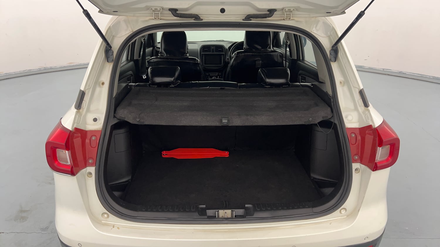 Used 2021 Toyota Urban Cruiser Premium Grade AT Petrol Automatic interior DICKY INSIDE VIEW