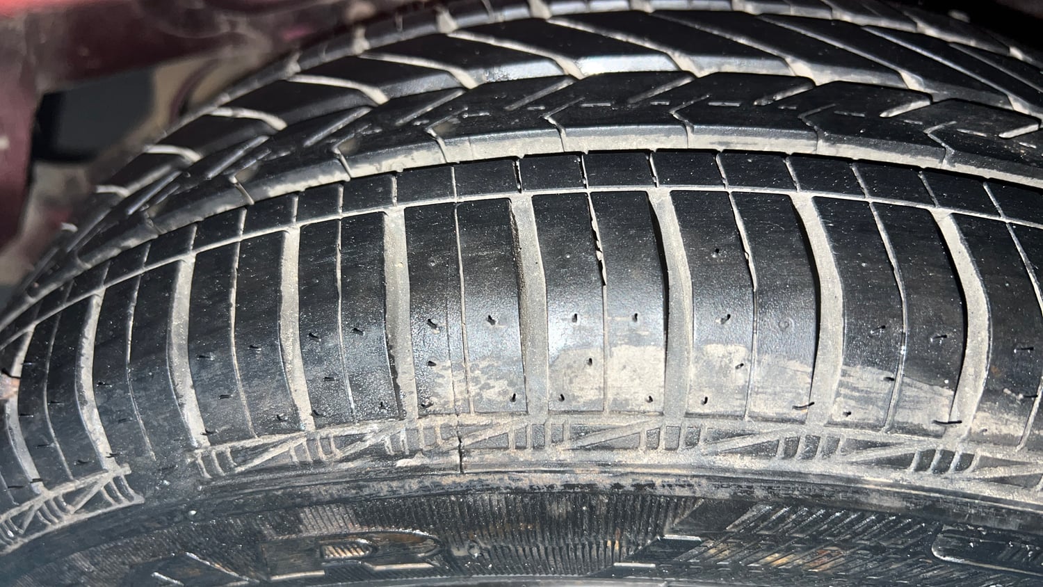 Used 2015 Honda Amaze 1.2 SX i-VTEC Petrol Manual tyres LEFT REAR TYRE TREAD VIEW