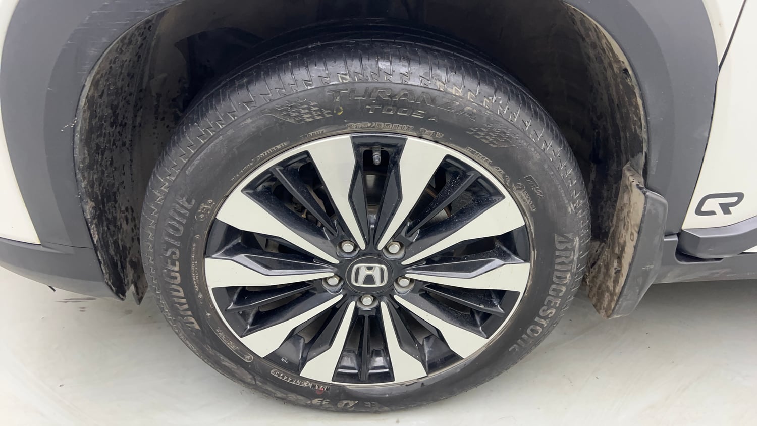 Used 2024 Honda Elevate ZX CVT Petrol Automatic tyres LEFT FRONT TYRE RIM VIEW