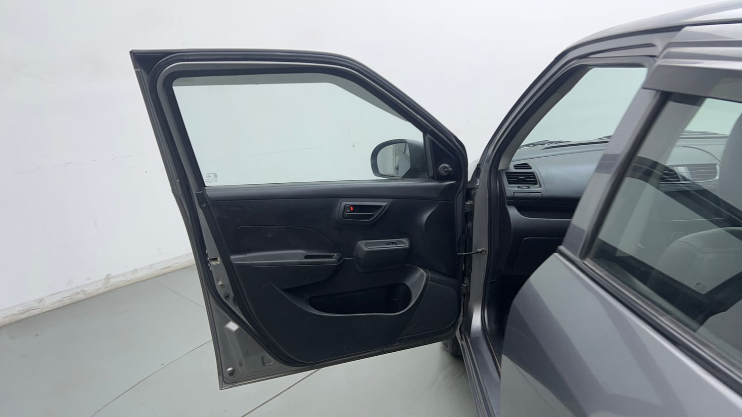 Used 2014 Maruti Suzuki Swift LXi Petrol Manual interior LEFT FRONT DOOR OPEN VIEW