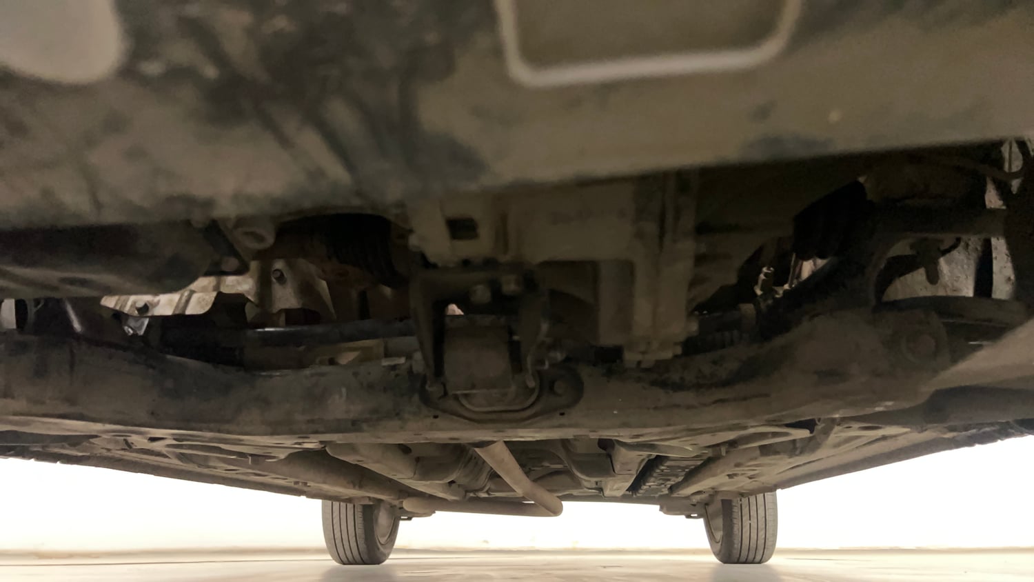 Used 2016 Hyundai Elite i20 Asta 1.2 (O) Petrol Manual extra FRONT LEFT UNDERBODY VIEW