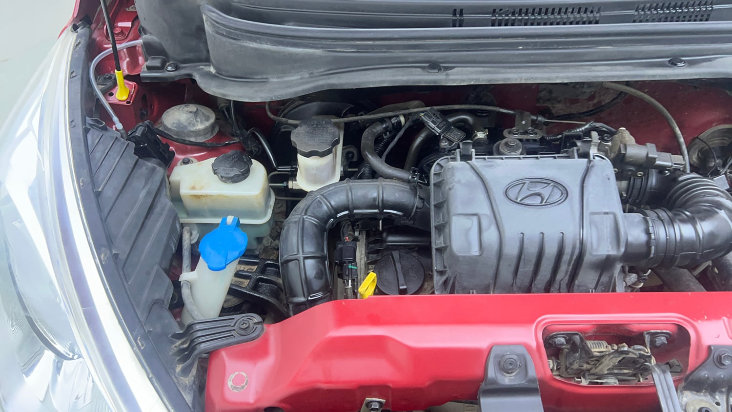 Used 2016 Hyundai Eon Magna + Petrol Manual engine ENGINE RIGHT SIDE VIEW