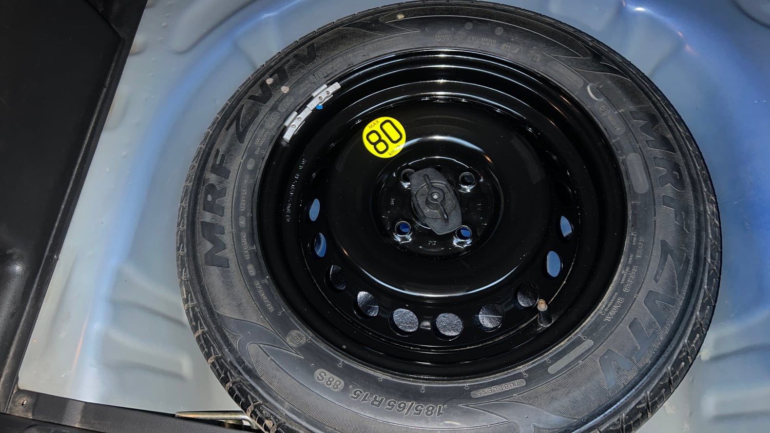 Used 2017 Maruti Suzuki Baleno Alpha 1.2 Petrol Manual tyres SPARE TYRE VIEW