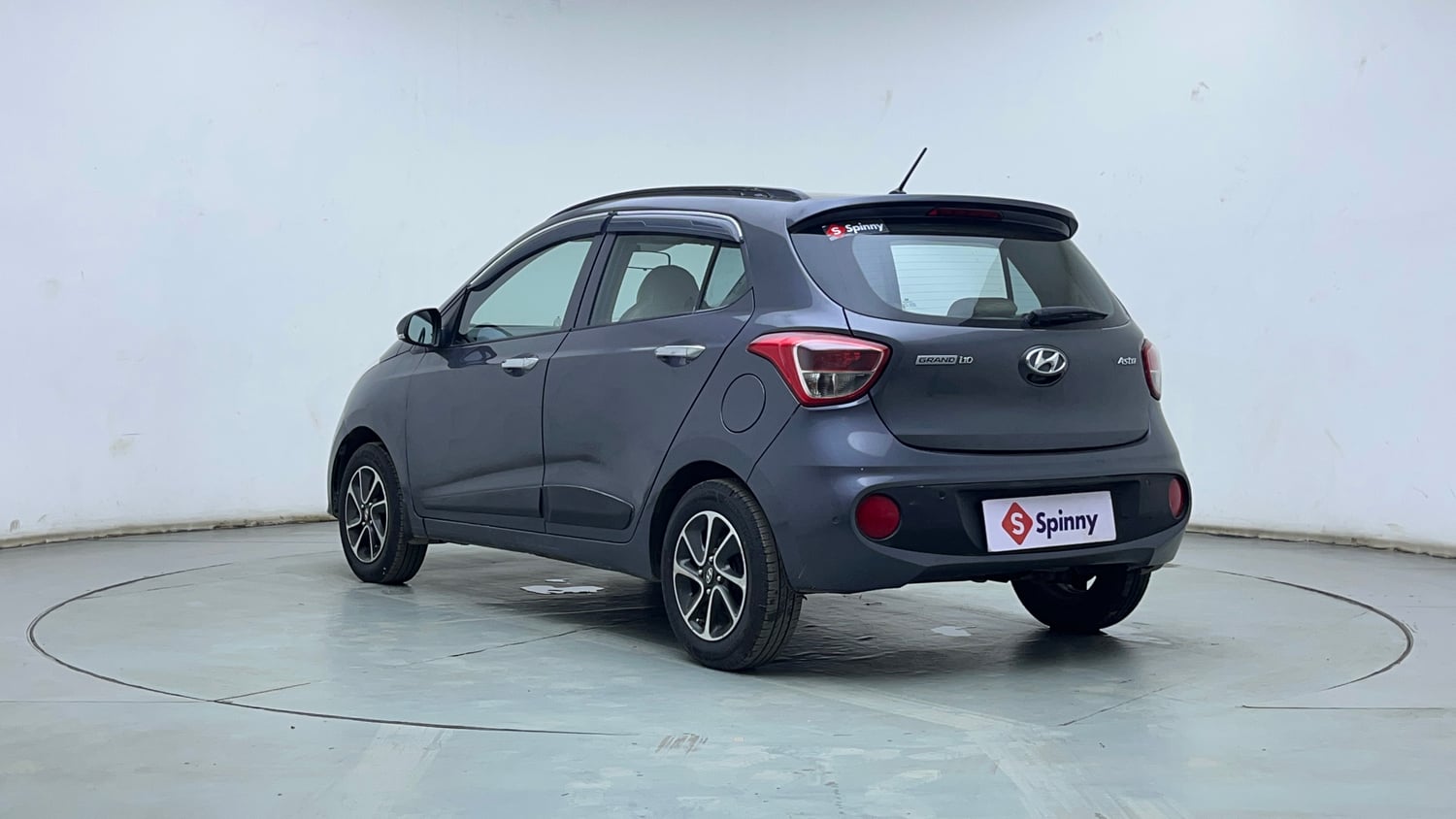 Used 2018 Hyundai Grand i10 Asta 1.2 Kappa VTVT Petrol Manual exterior LEFT REAR CORNER VIEW