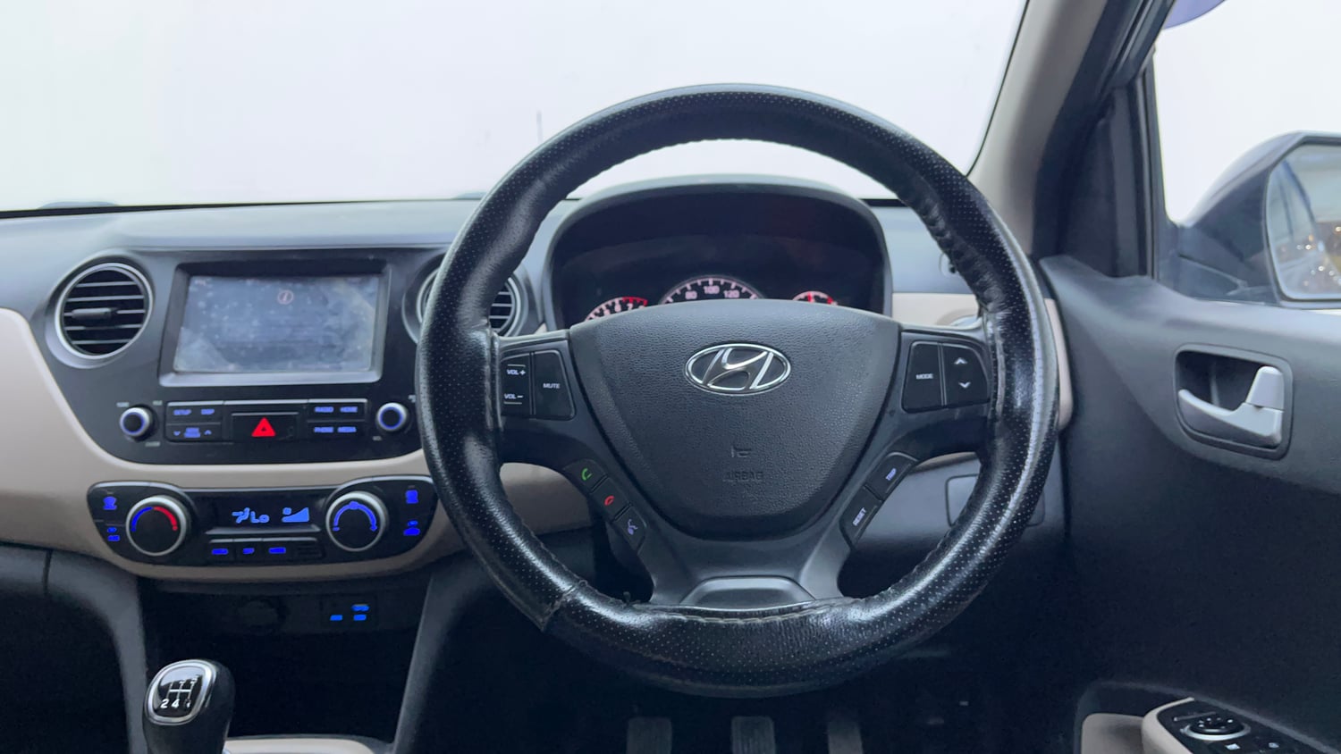 Used 2018 Hyundai Grand i10 Asta 1.2 Kappa VTVT Petrol Manual interior STEERING VIEW