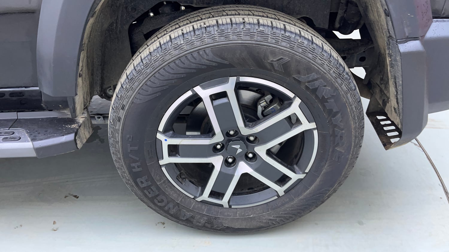 Used 2026 Mahindra Thar Roxx MX5 Petrol AT 2WD Petrol Automatic tyres LEFT REAR TYRE RIM VIEW