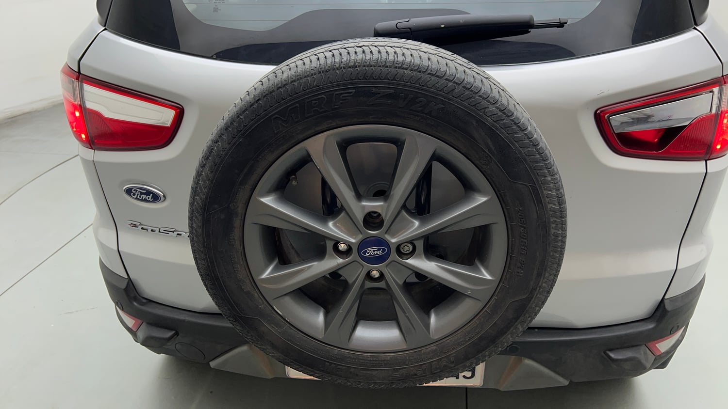 Used 2020 Ford EcoSport Titanium 1.5L Ti-VCT Petrol Manual tyres SPARE TYRE VIEW