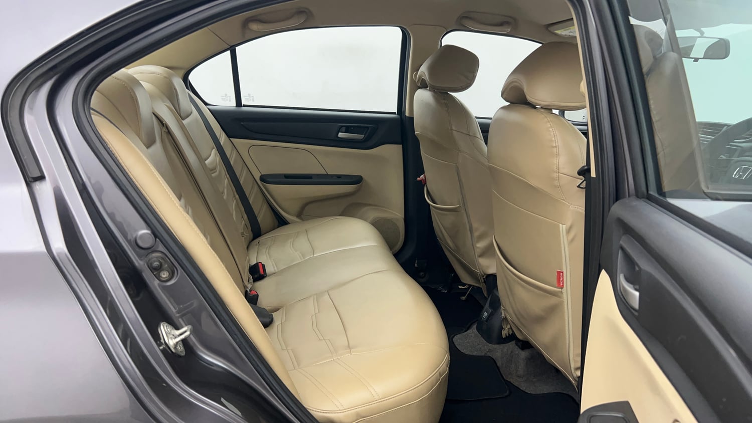 Used 2019 Honda Amaze 1.2 S MT Petrol Petrol Manual interior RIGHT SIDE REAR DOOR CABIN VIEW